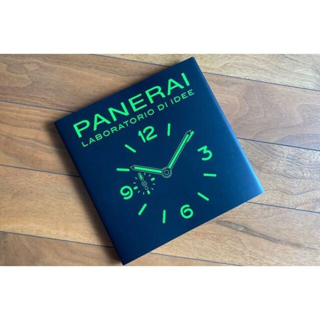 PANERAI(パネライ)のPANERAI パネライ 時計 歴史 深海の彼方から 正規 専門書 メンズの時計(その他)の商品写真