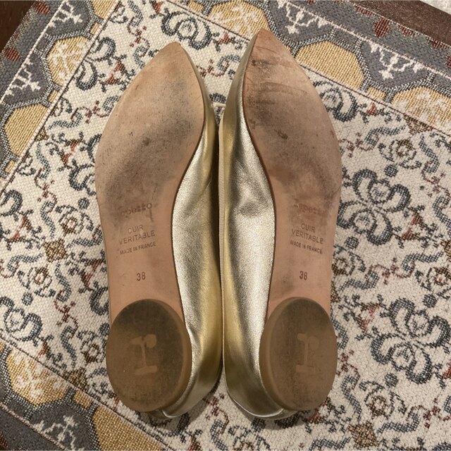 repetto(レペット)のレペット　ゴールド　フラットシューズ レディースの靴/シューズ(バレエシューズ)の商品写真