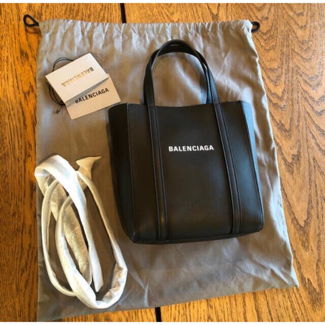 Balenciaga バレンシアガ エブリデイトート　xxs ショルダーバッグ