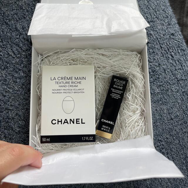 CHANEL(シャネル)のCHANEL ラ　クレーム　マン　ルージュココボーム　セット コスメ/美容のボディケア(ハンドクリーム)の商品写真