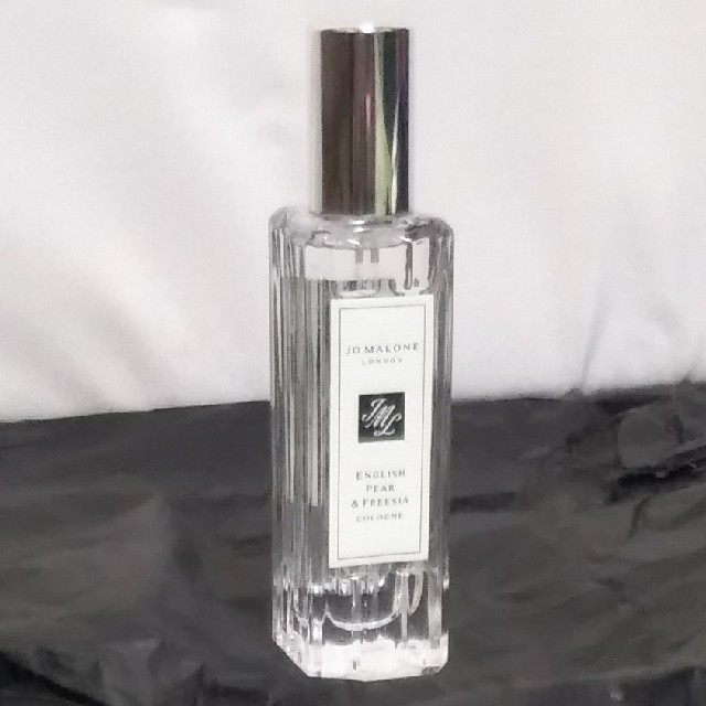 Jo Malone - ジョーマローン イングリッシュペアー&フリージアコロン【限定ボトル】の通販 by kokono's shop｜ジョーマローンならラクマ