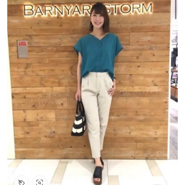 BARNYARDSTORM(バンヤードストーム)の未使用＊滝沢眞規子さん着用 BARNYARDSTORM 上品シェルタリングパンツ レディースのパンツ(カジュアルパンツ)の商品写真