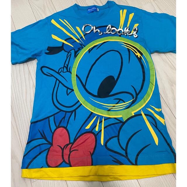 Disney(ディズニー)のディズニーリゾート限定　ドナルドTシャツ メンズのトップス(Tシャツ/カットソー(半袖/袖なし))の商品写真