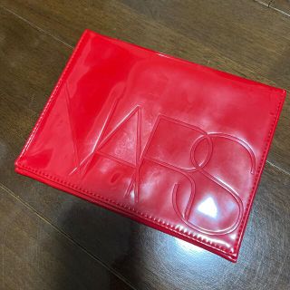 ナーズ(NARS)のNARS 赤ポーチ　(ポーチ)