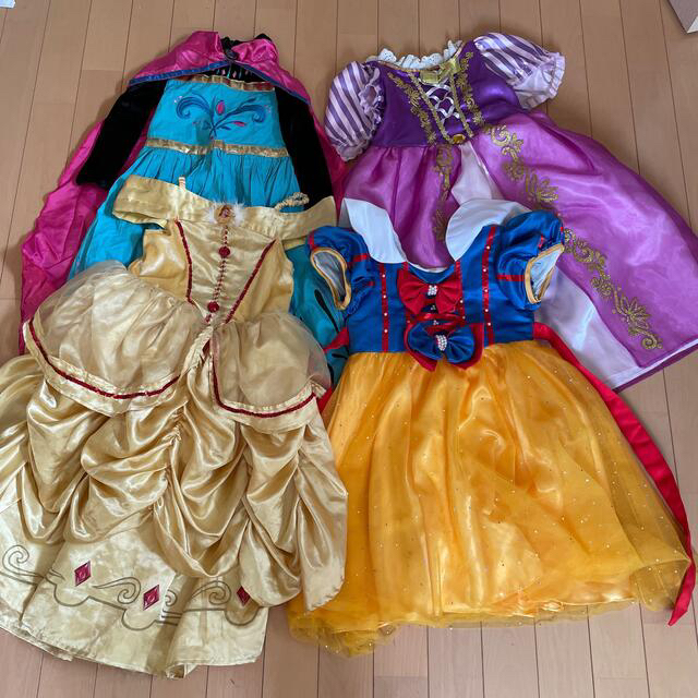 プリンセス ドレス セット アナ ベル ラプンツェル 白雪姫 100 110  キッズ/ベビー/マタニティのキッズ服女の子用(90cm~)(ドレス/フォーマル)の商品写真