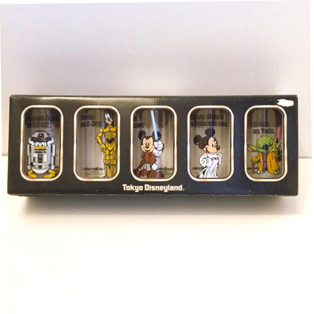 Disney(ディズニー)のスターウォーズ  ディズニー　2013  グラスセット　コップ インテリア/住まい/日用品のキッチン/食器(グラス/カップ)の商品写真