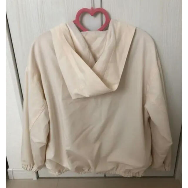 マウンテンパーカー 白 ホワイト メンズのジャケット/アウター(マウンテンパーカー)の商品写真