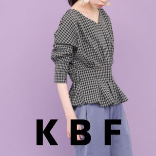 KBF ペプラムチェックブラウス