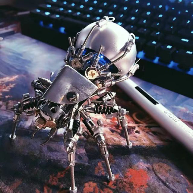 スピーカー ネジ ロボット 置物 飾り インテリア雑貨 組立 パズル 昆虫 クモ