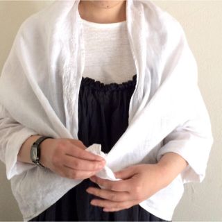 ネストローブ(nest Robe)のネストローブ　エンブロイダリー　ショートローブ(カーディガン)