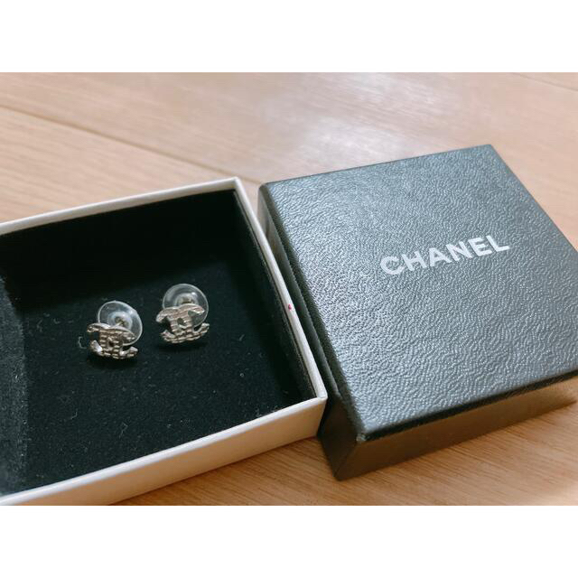 boucles d'oreilles CHANEL ピアス