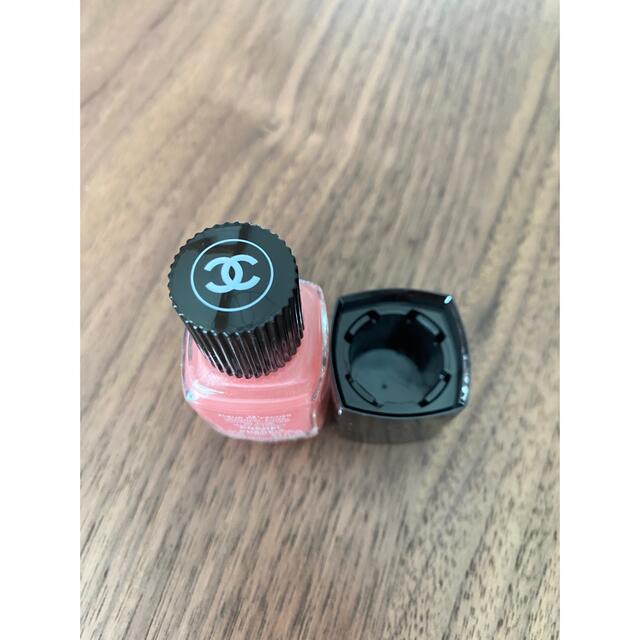 CHANEL(シャネル)のCHANEL ヴェルニロングトゥニュ741フルールドゥペシェ レディースのファッション小物(その他)の商品写真