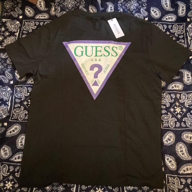 GUESS(ゲス)の新品 レアカラー GUESS ゲスTシャツ 黒 緑 紫 XLサイズ ブラック メンズのトップス(Tシャツ/カットソー(半袖/袖なし))の商品写真