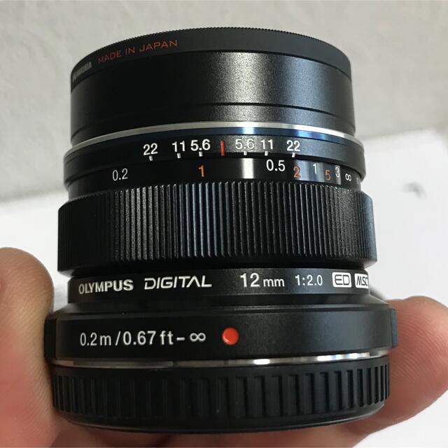 OLYMPUS(オリンパス)のOLYMPUS M.ZUIKO DIGITAL ED 12mm F2.0  美品 スマホ/家電/カメラのカメラ(レンズ(単焦点))の商品写真