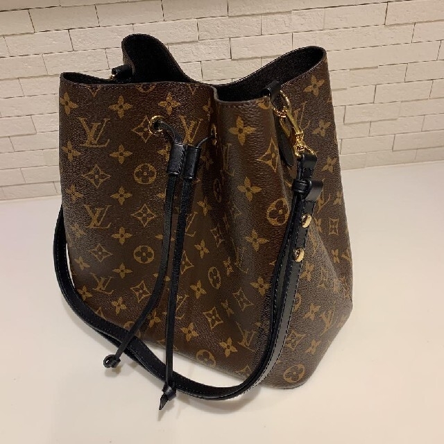 値下げ！LOUIS VUITTON ショルダーバッグ　M44020 ネオノエ