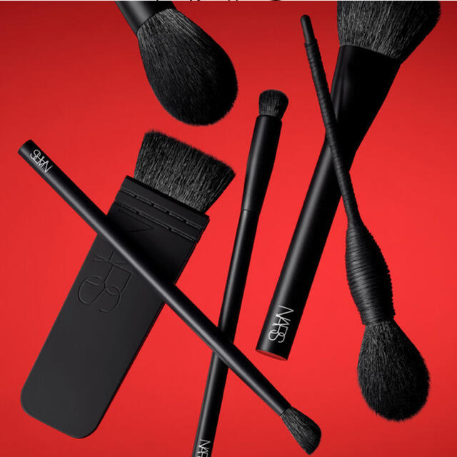 NARS(ナーズ)の美品　NARS カブキ　ヤチヨ　ブラシ コスメ/美容のメイク道具/ケアグッズ(チーク/フェイスブラシ)の商品写真