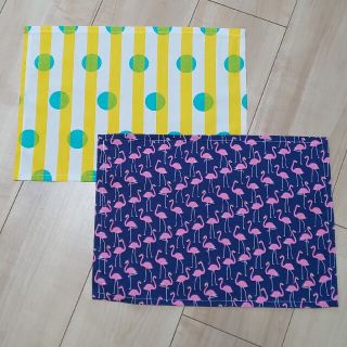 【25×35センチ】フラミンゴ&ドット柄ランチョンマット2枚で(外出用品)