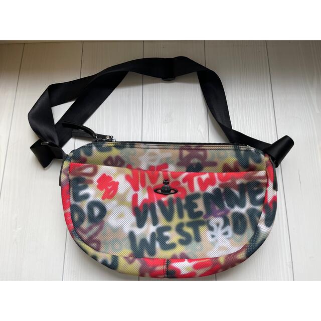 Vivienne Westwood(ヴィヴィアンウエストウッド)のVivienne Westwood ショルダーバッグ ヴィヴィアン レディースのバッグ(ショルダーバッグ)の商品写真