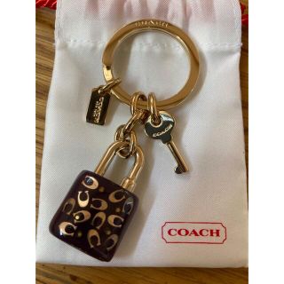 コーチ(COACH)のCOACH キーリング キーチャーム　南京錠モチーフ　未使用(キーホルダー)