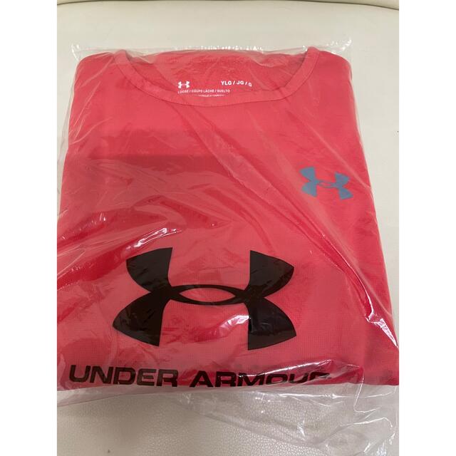 UNDER ARMOUR(アンダーアーマー)のアンダーアーマー Tシャツ 長袖 ジュニア フリース145-155 キッズ/ベビー/マタニティのキッズ服男の子用(90cm~)(Tシャツ/カットソー)の商品写真