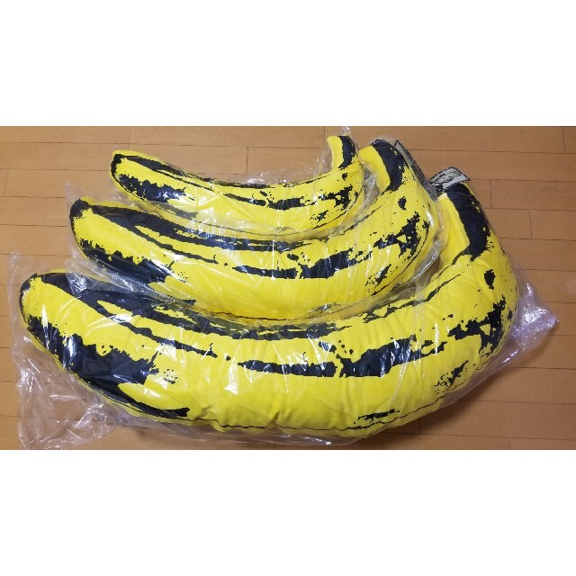 エンタメ/ホビーBAPE ×ANDY WARHOL バナナクッション メディコムトイ