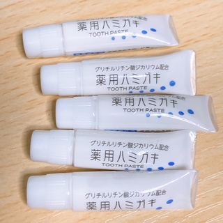 【新品】薬用歯磨き粉 5個セット 旅行用 使い捨て ホテル ハミガキ粉(歯磨き粉)