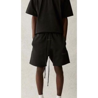 フィアオブゴッド(FEAR OF GOD)のFOG Essentials Shorts ブラックショートパンツ (ショートパンツ)