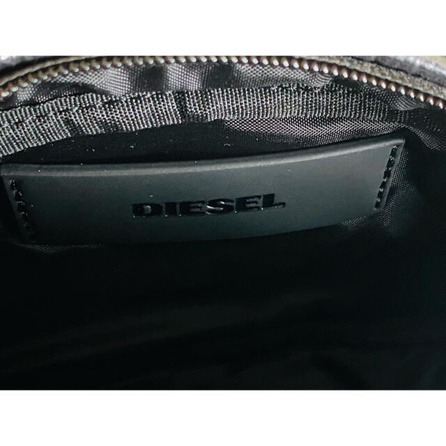 Diesel ディーゼル　ポーチ　シルバー　ユニセックス