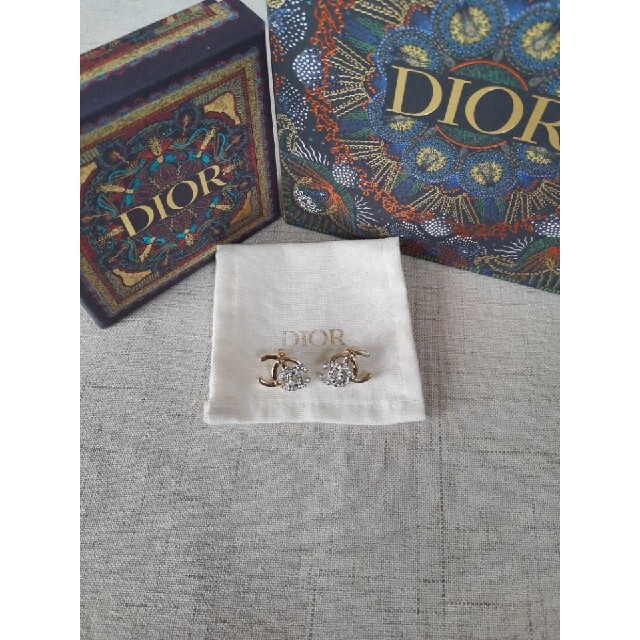 Christian Dior - ❤️人気 ピアス レジンパールの通販 by sunday's 