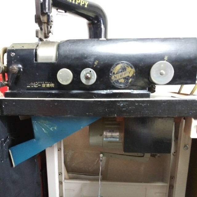 EYEFUNNY(アイファニー)の革漉き機　メーカー「ニッピー」 ハンドメイドの素材/材料(その他)の商品写真