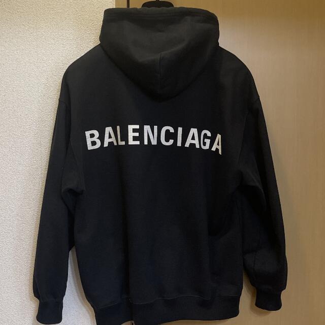 BALENCIAGAロゴパーカー ブラック Ｌサイズ - パーカー