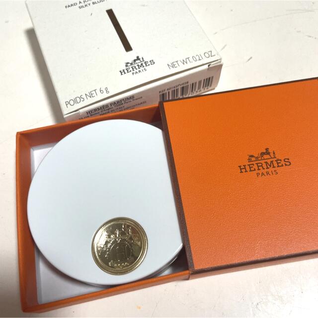 Hermes(エルメス)の美品　HERMES ローズ・エルメス チーク 28 ローズ・プリュム コスメ/美容のベースメイク/化粧品(チーク)の商品写真