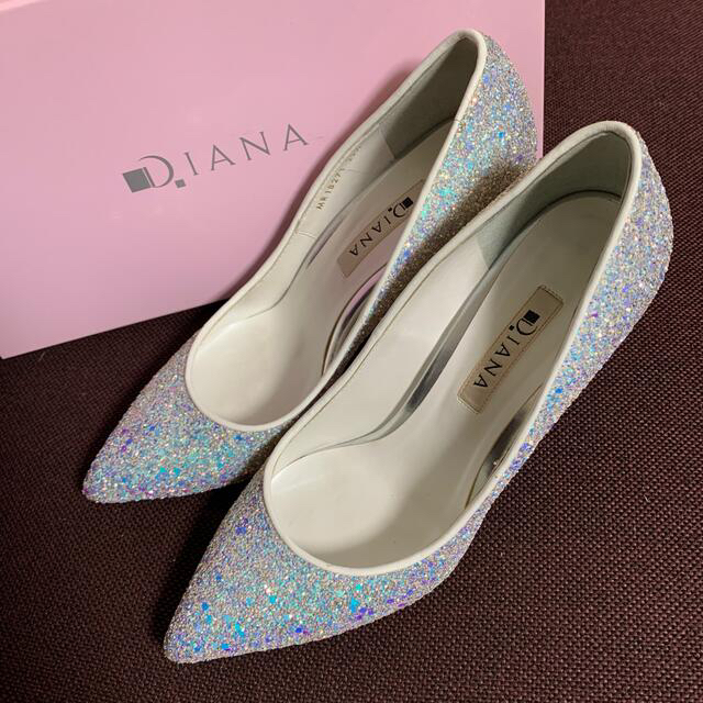 DIANA(ダイアナ)のダイアナ　グリッターパンプス　23.5 レディースの靴/シューズ(ハイヒール/パンプス)の商品写真