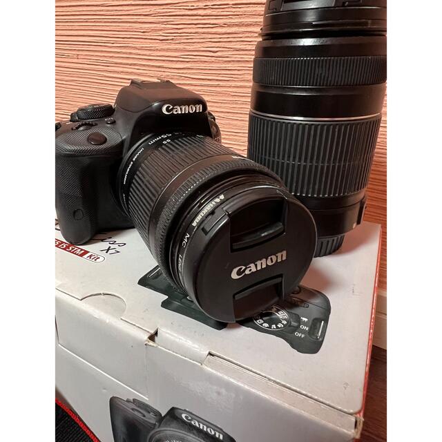 Canon(キヤノン)の【canon】eos kiss X7 標準レンズ&望遠レンズ付き スマホ/家電/カメラのカメラ(デジタル一眼)の商品写真