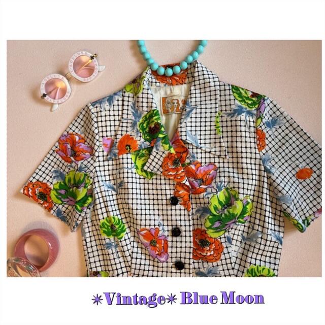 Grimoire(グリモワール)の★1970‘s  ✴︎Vintage♡Flower✴︎ワンピース★最終Sale💚 レディースのワンピース(ひざ丈ワンピース)の商品写真