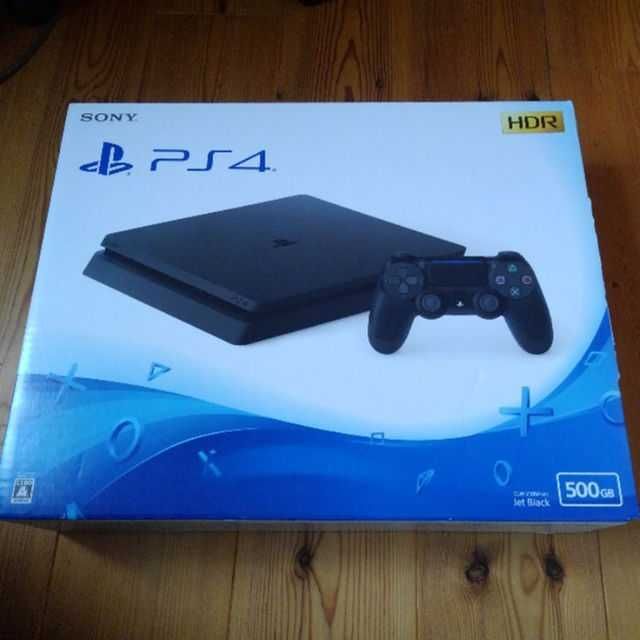 ソニーPS4　５００GB　美品