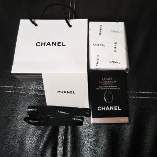 シャネル(CHANEL)の【新品】CHANEL ル リフト ラ クレーム マン(ハンドクリーム)