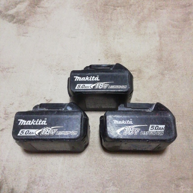 RG-3様専用 Makita マキタ 18v 5.0 バッテリー ３個セット スポーツ/アウトドアの自転車(工具/メンテナンス)の商品写真