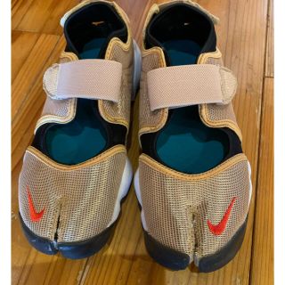 ナイキ(NIKE)のナイキ  エアリフト  ゴールド(スニーカー)