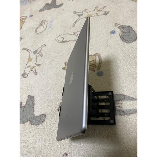 Apple(アップル)のiPad Air2 128gb wifi バッテリー交換済　ケース付 スマホ/家電/カメラのPC/タブレット(タブレット)の商品写真