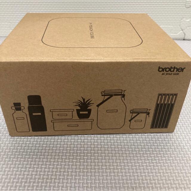 brother(ブラザー)のbrother P-TOUCH CUBE ピータッチキューブPT-P300BT インテリア/住まい/日用品の文房具(テープ/マスキングテープ)の商品写真