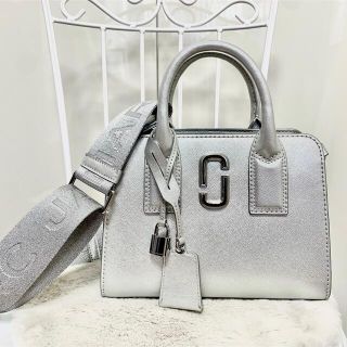 マークジェイコブス(MARC JACOBS)のマークジェイコブス ハンドバッグ シルバー(ショルダーバッグ)