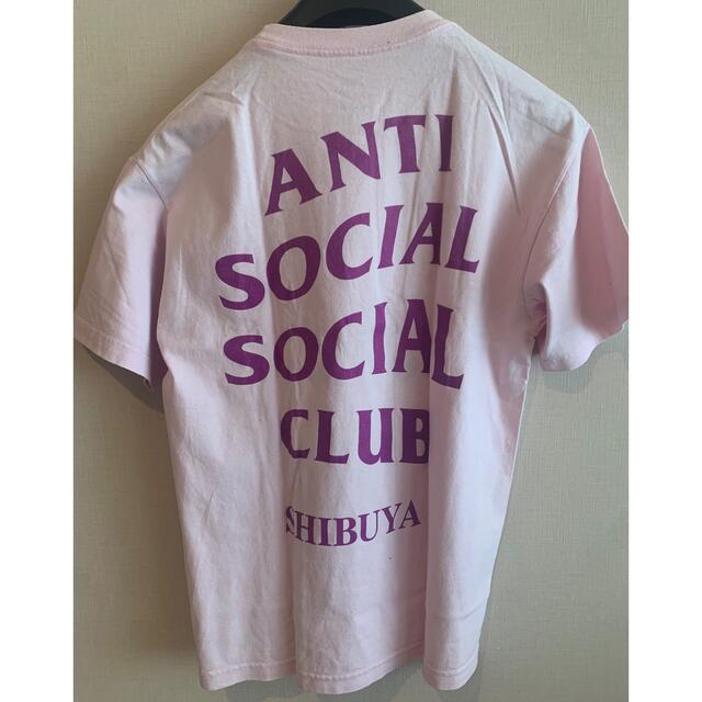 ANTI SOCIAL SOCIAL CLUB(アンチソーシャルソーシャルクラブ)のanti social Light pink*Purple logo T メンズのトップス(Tシャツ/カットソー(半袖/袖なし))の商品写真