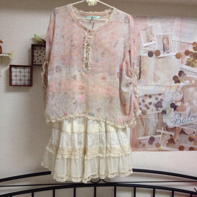 franche lippee(フランシュリッペ)のパステル落書き風 ドルマントップス レディースのトップス(チュニック)の商品写真