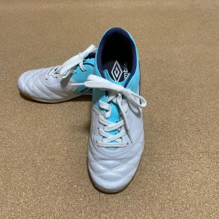 アンブロ(UMBRO)のumbro アンブロ　フットサルシューズ　21センチ(スニーカー)