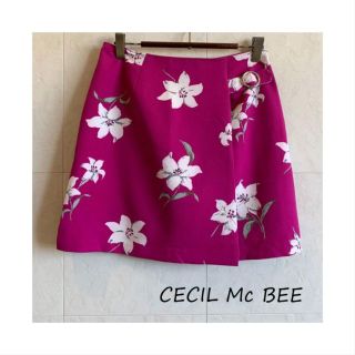 セシルマクビー(CECIL McBEE)のセシルマクビー 花柄ミニスカート ピンク(ミニスカート)