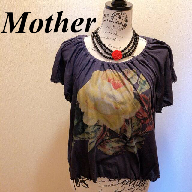 mother(マザー)の★マザー★ネイビー色★イエローローズ柄プリント★フリル袖 レディースのトップス(Tシャツ(半袖/袖なし))の商品写真