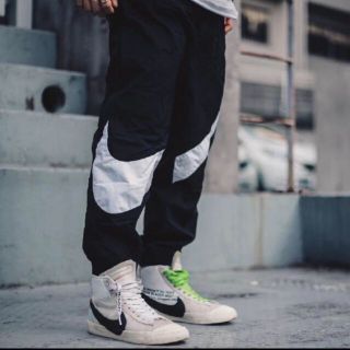 ナイキ(NIKE)のNIKE BIG SWOOSH ウーブン パンツ　XL(その他)