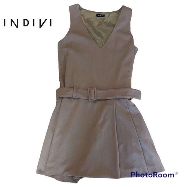 INDIVI(インディヴィ)のINDIVI インディヴィ　プリーツ　ベルト付きジャンパースカート　36 レディースのワンピース(ひざ丈ワンピース)の商品写真