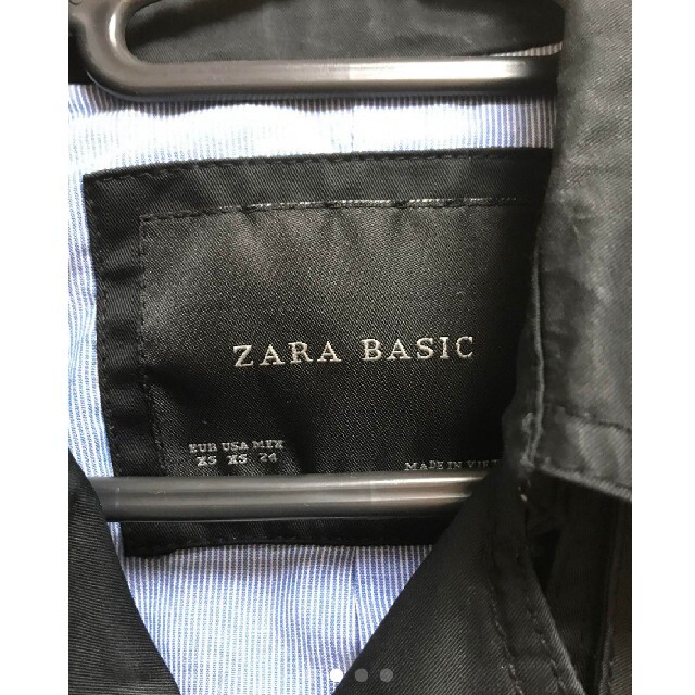 ZARA(ザラ)のZARA トレンチコート XSサイズ レディースのジャケット/アウター(トレンチコート)の商品写真